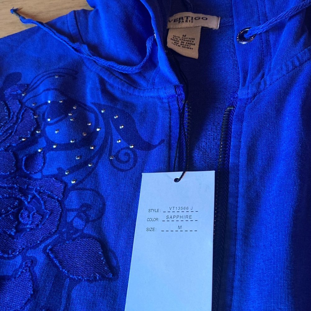 Vertigo sweat outfit brand new with tags